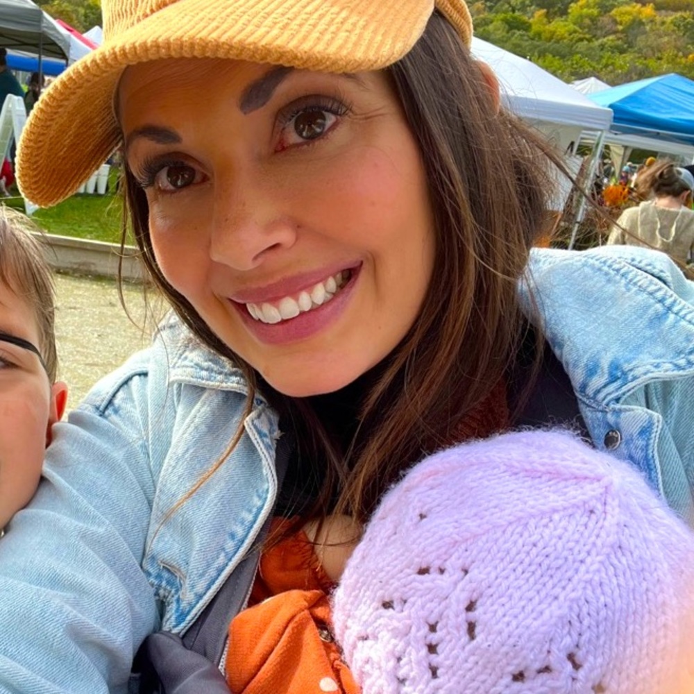 Meet your Posher, Mara